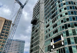 Dreeftoren casco sloop tot beton casco